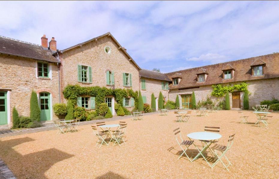 فندق Les Essarts-le-Roiفي  La Ferme Des Vallees المظهر الخارجي الصورة